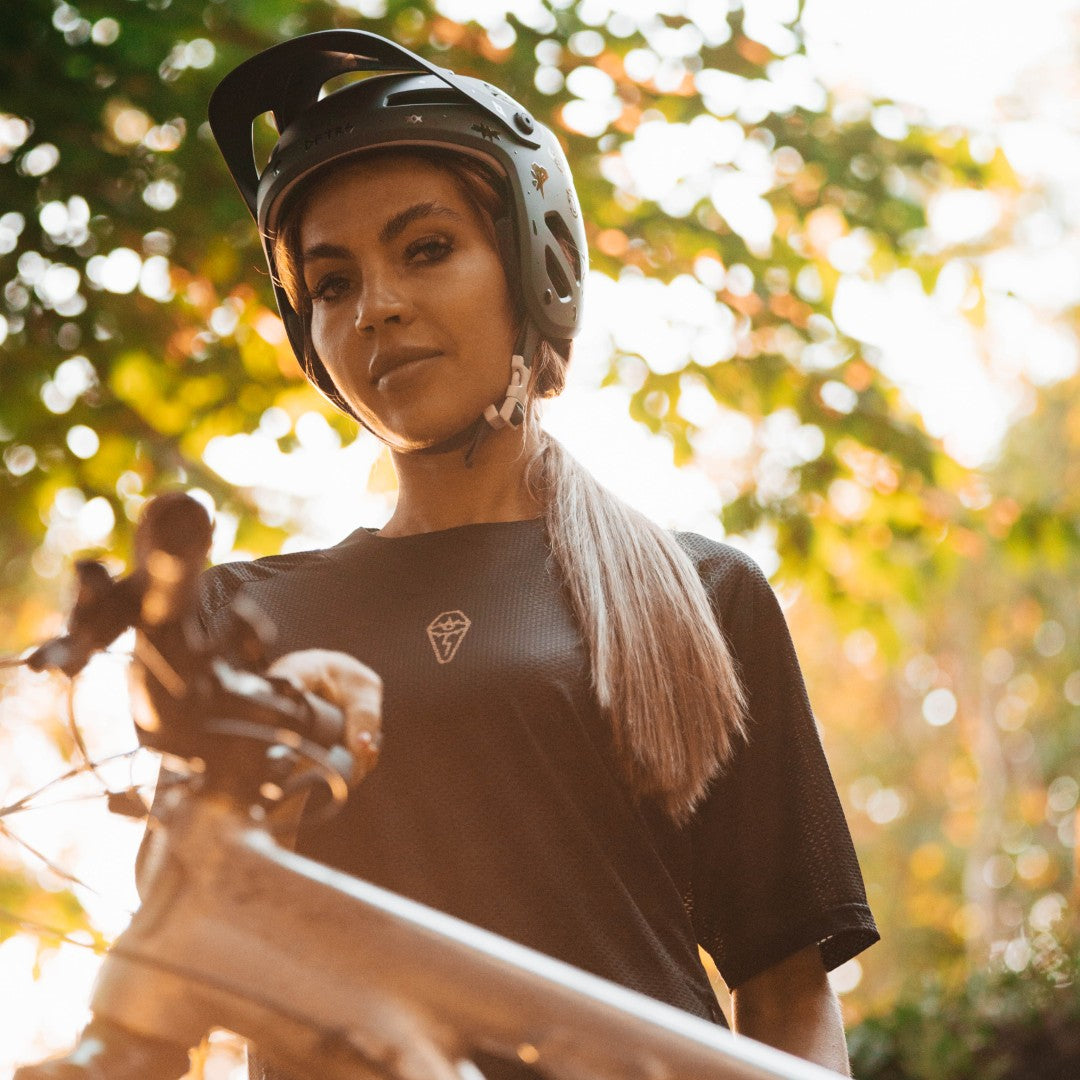 Hellhound | Short Sleeve | Flowteq™ Jersey – DFYRS