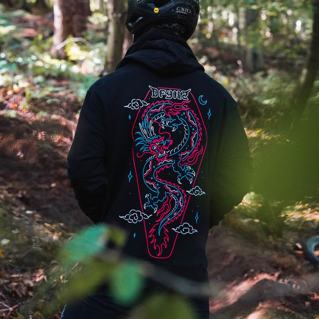 Aeterna | Trailhood | Black