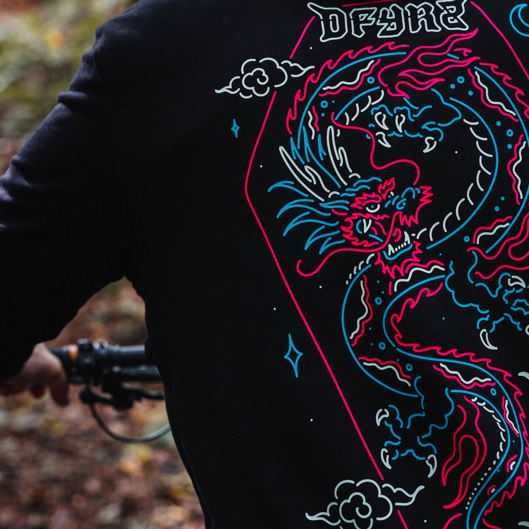 Aeterna | Trailhood | Black