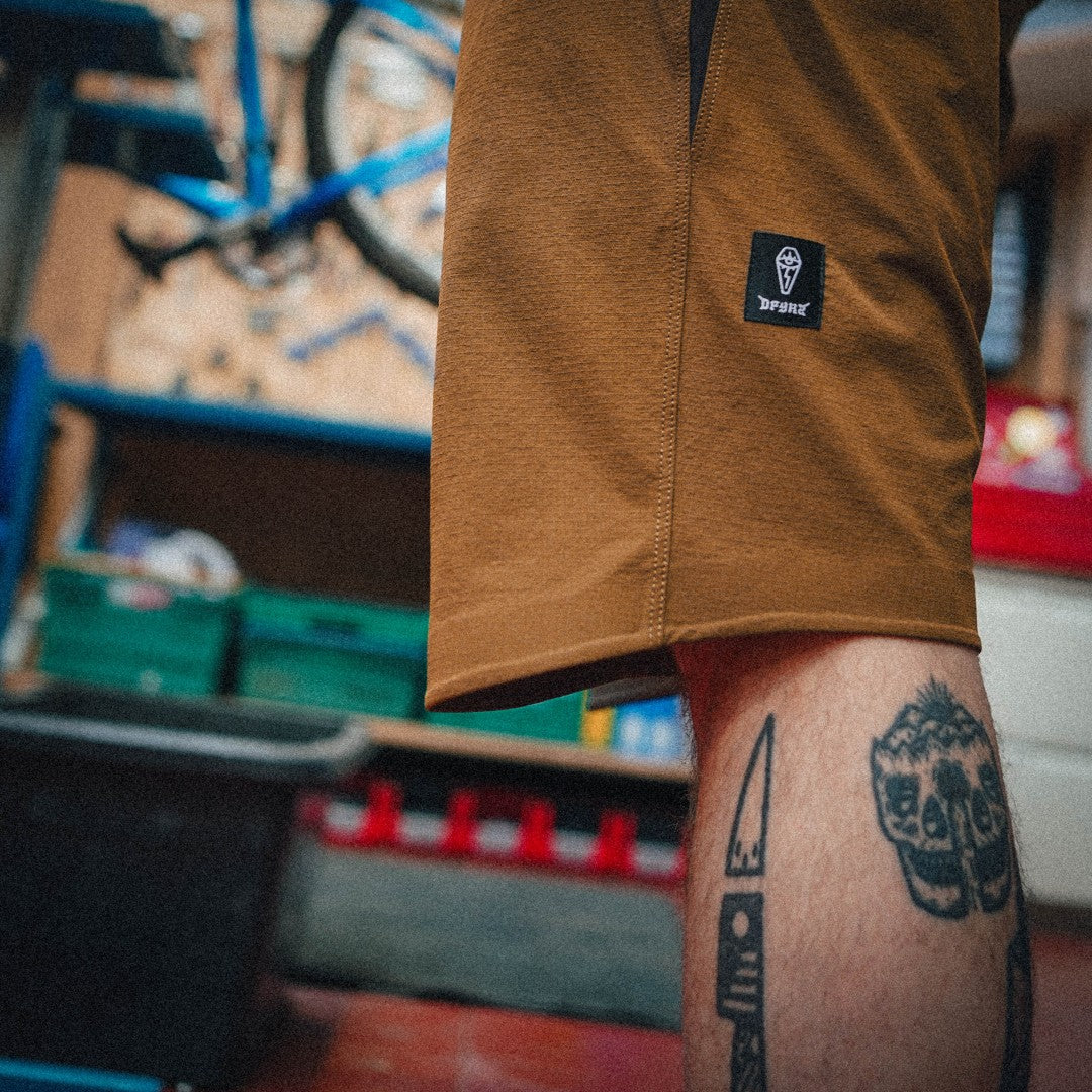 Spectre | Trail Short | Shovel Rust
