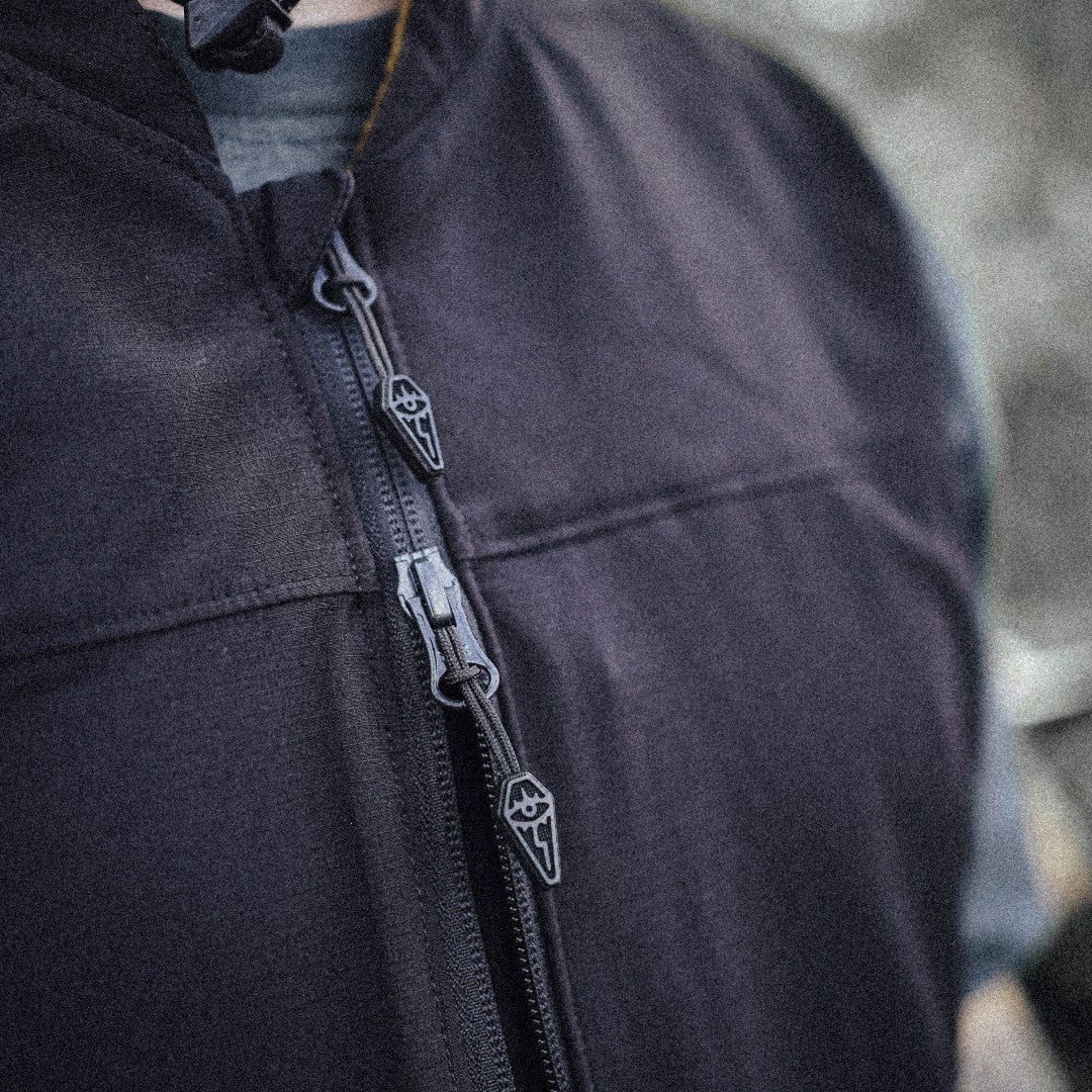 Hauler | Trail Vest | Shadow Black
