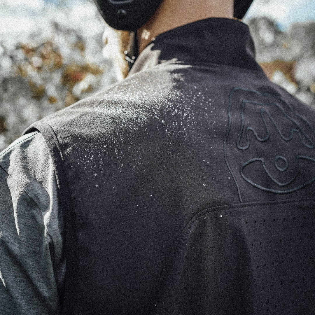 Hauler | Trail Vest | Shadow Black