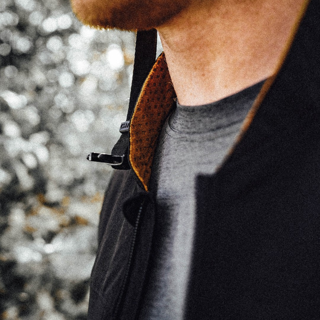 Hauler | Trail Vest | Shadow Black