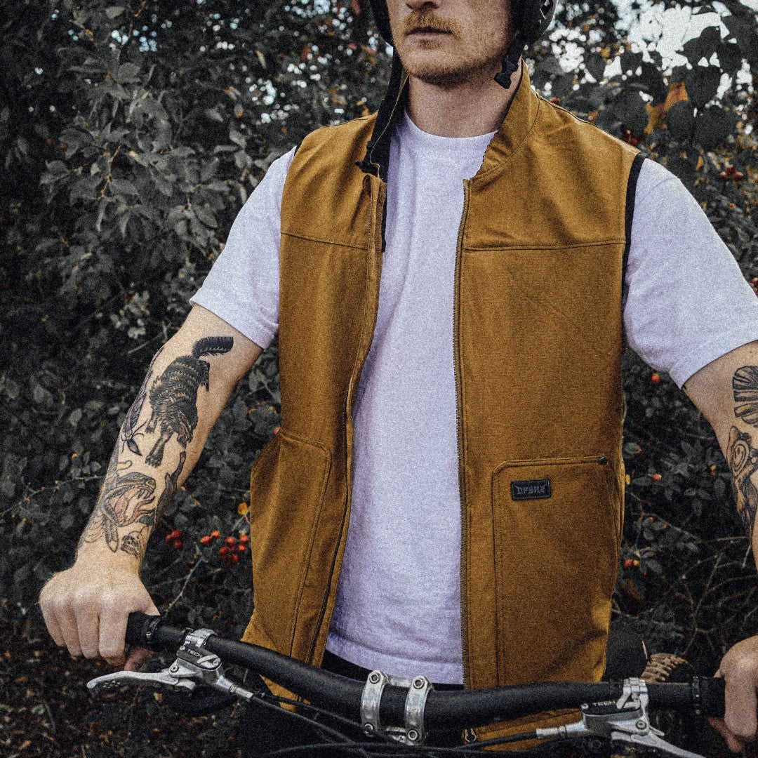 Hauler | Trail Vest | Shovel Rust