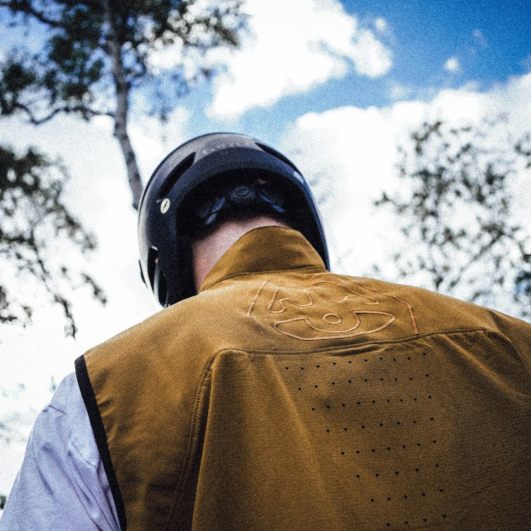 Hauler | Trail Vest | Shovel Rust
