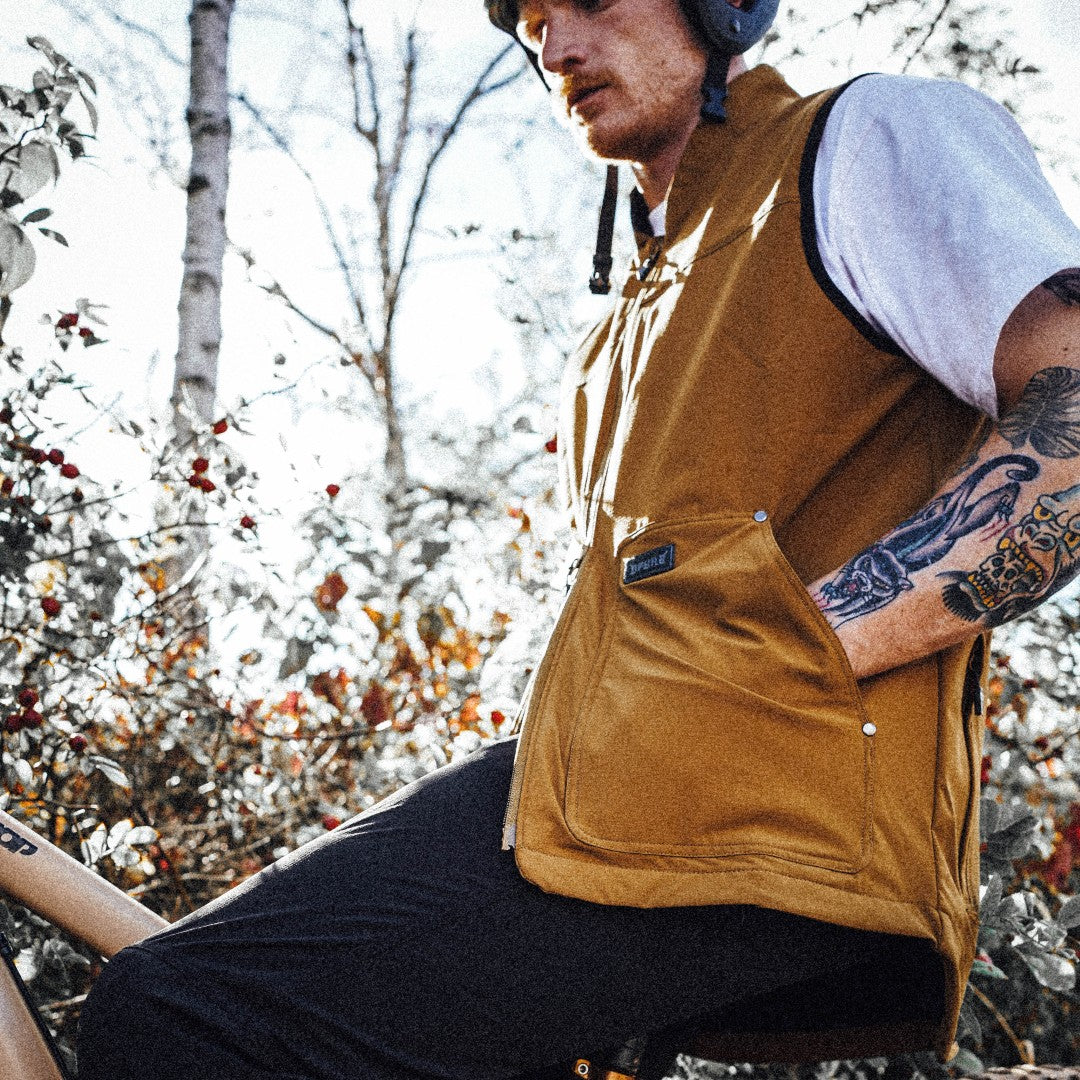 Hauler | Trail Vest | Shovel Rust