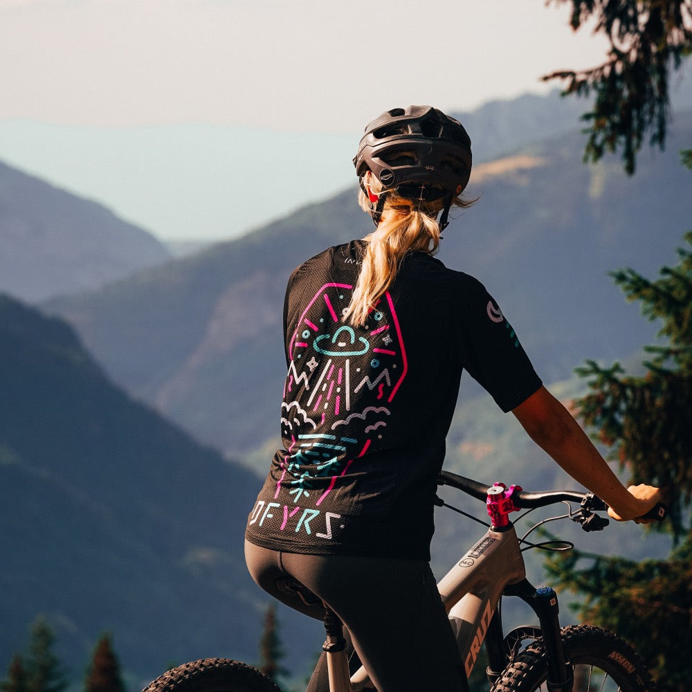 Mountain Bike Clothing | MTB Pants - Jerseys - Outerwear | DFYRS