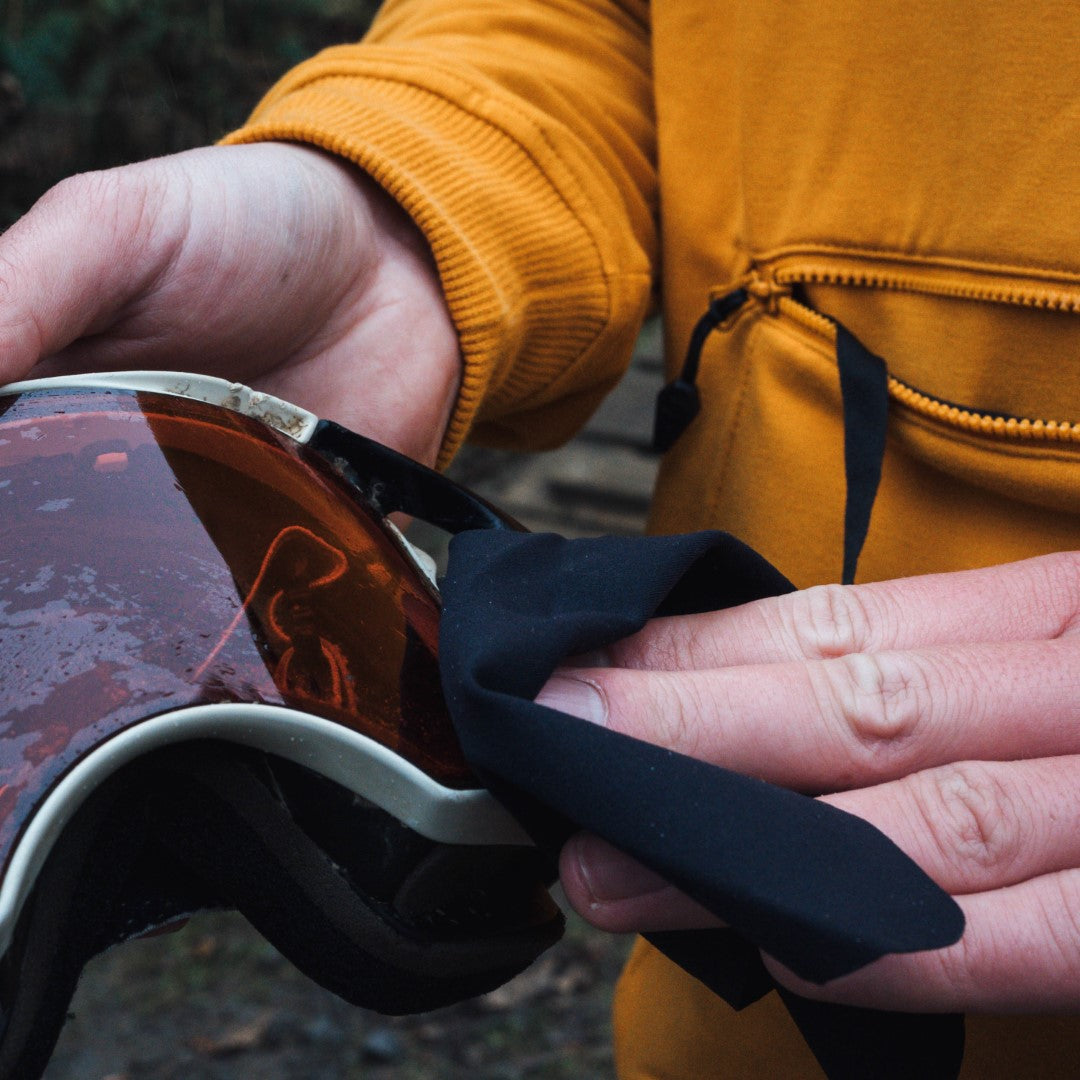 DFYRS Trailhood integrated lens wipe