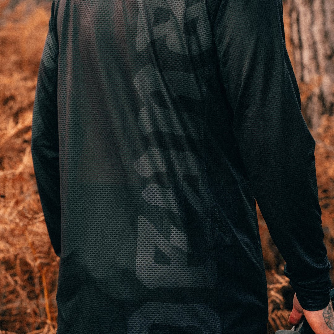 Wraith | Long Sleeve | Flowteq™ Jersey